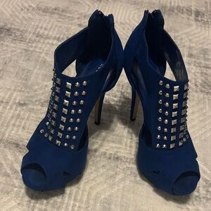 Rock & Republic Blue Studded Heels